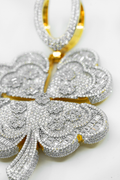 Clover With Baguette Pendant